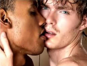 # 53 Gay si nasce